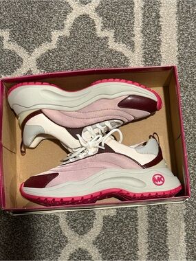Michael Kors Leather Trainer Women’s Sneakers 6.5M/8 Women Pink